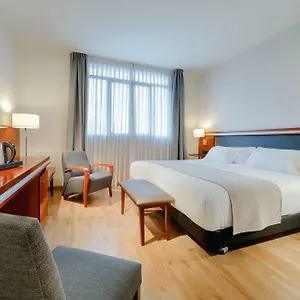 Hesperia Zubialde 4*, Bilbao España